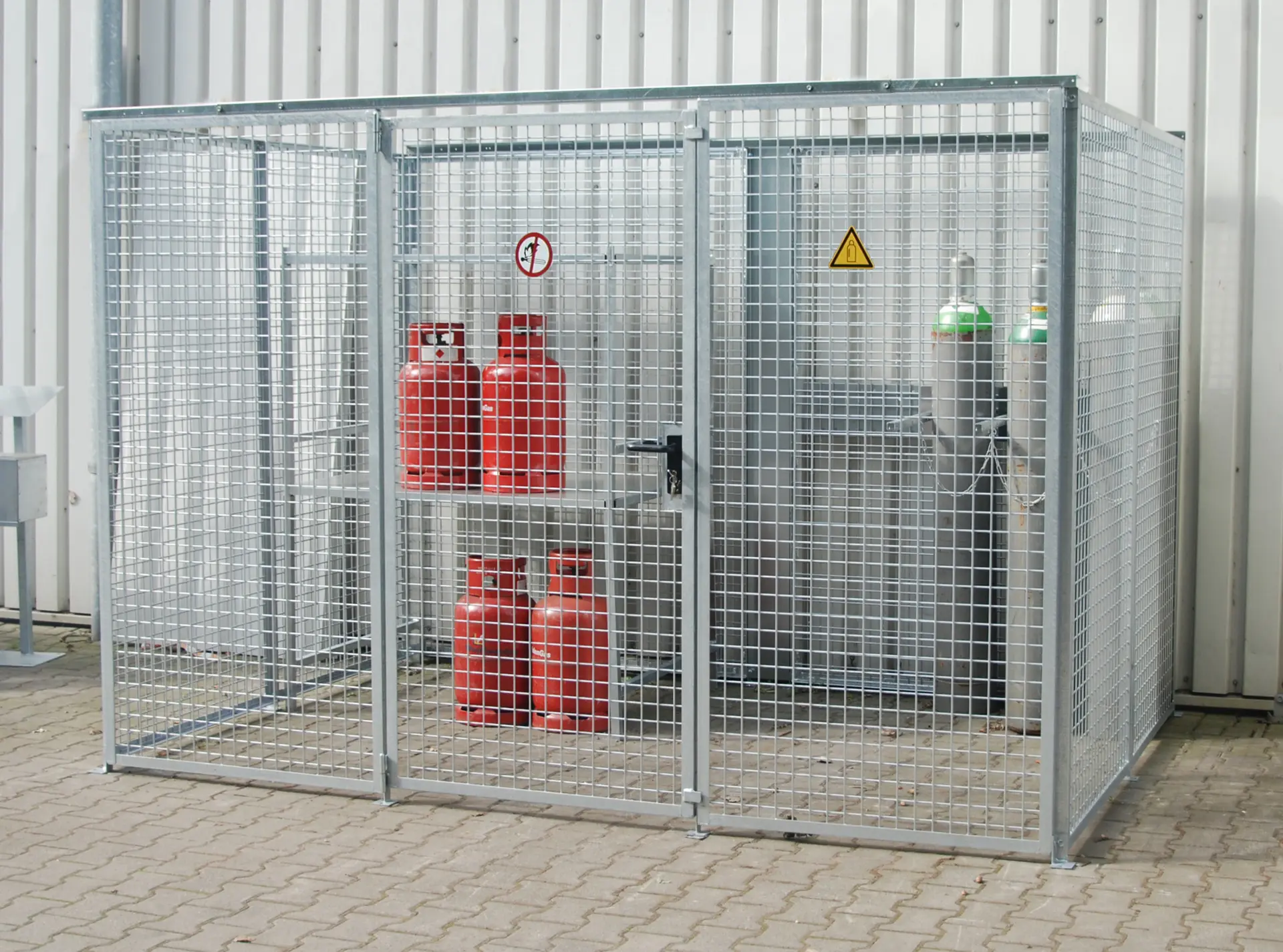 Gasflaschen-Container GFC-M5, feuerverzinkt von BAUER Südlohn