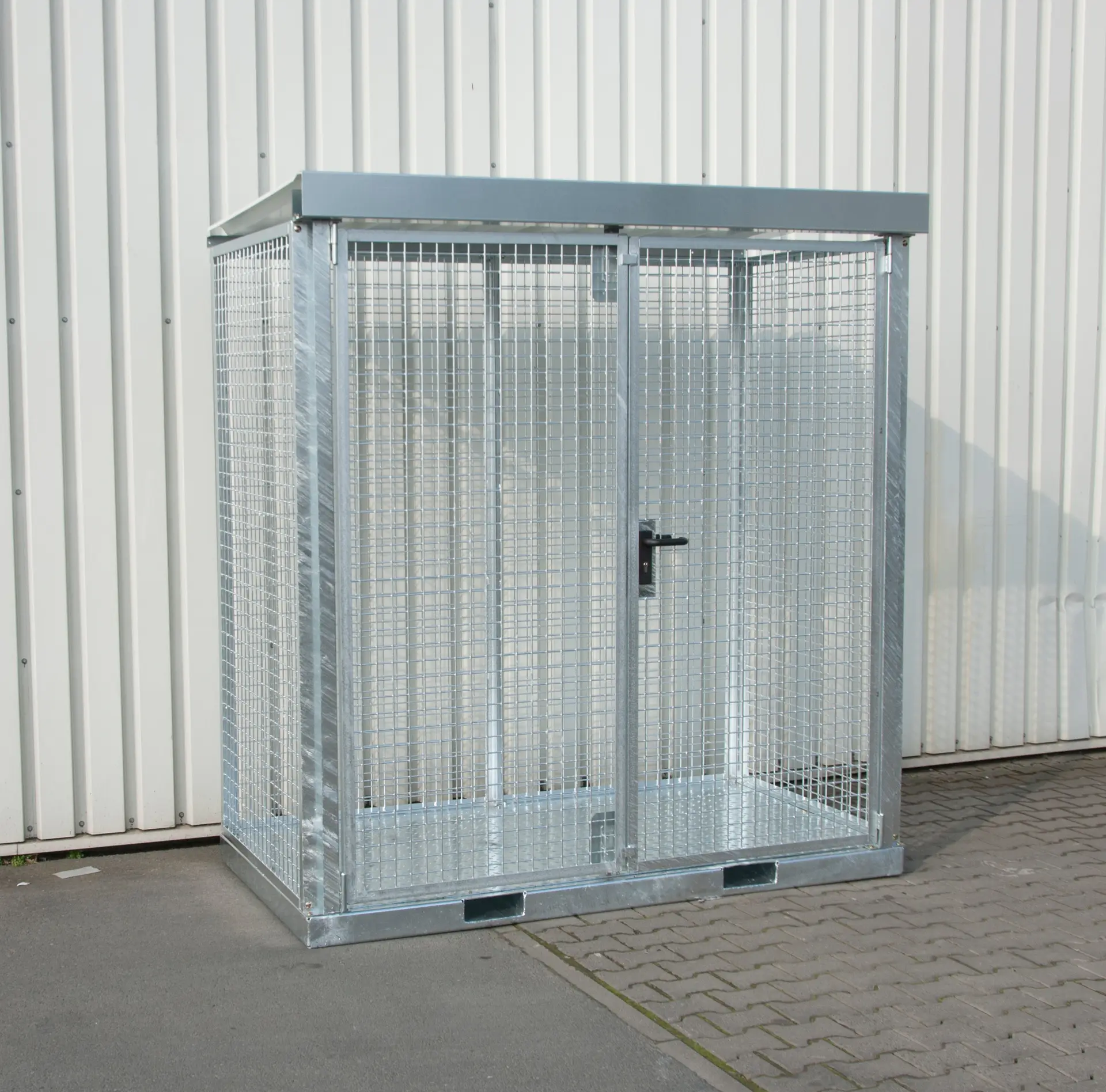 Gasflaschen-Container GFC-E/T M1, feuerverzinkt von BAUER Südlohn