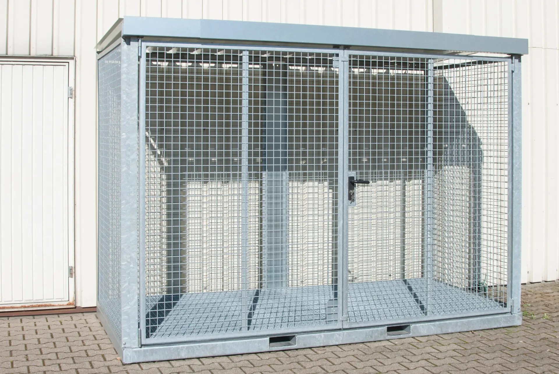 Gasflaschen-Container GFC-E/G M4, feuerverzinkt von BAUER Südlohn